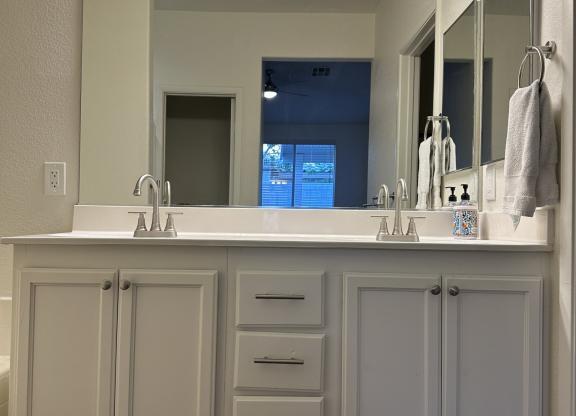 3 beds, 2 baths, 1,311 sqft, $1,925