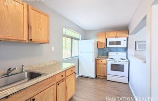 307 B E KELSO ST