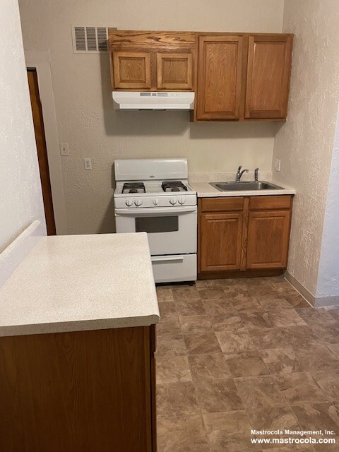 117 ALT HAWTHORNE ST