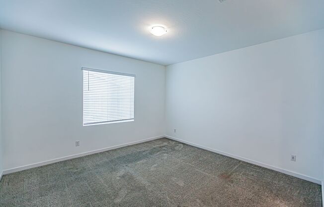 3 beds, 2.5 baths, $1,852