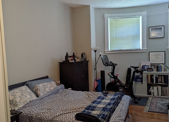 1 bed, 1 bath, 700 sqft, $2,750, Unit G