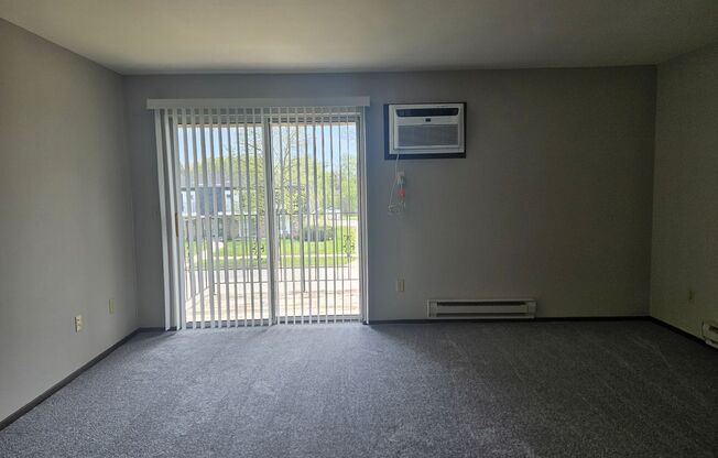 1315 Meadowcreek Dr.