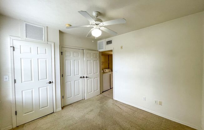 1 bed, 1 bath, $1,300, Unit Unit 208