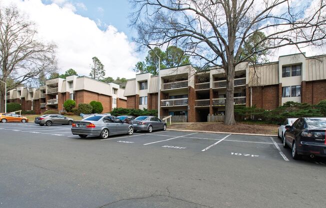 2 beds, 1.5 baths, $1,100, Unit Unit C-305