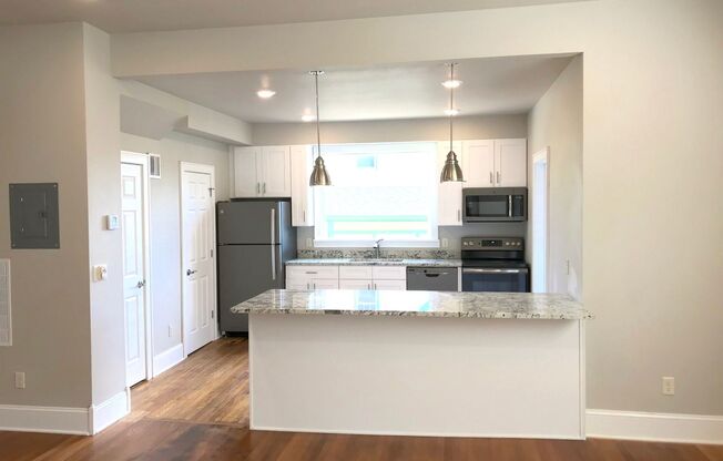 1 bed, 1 bath, 925 sqft, $985, Unit #2