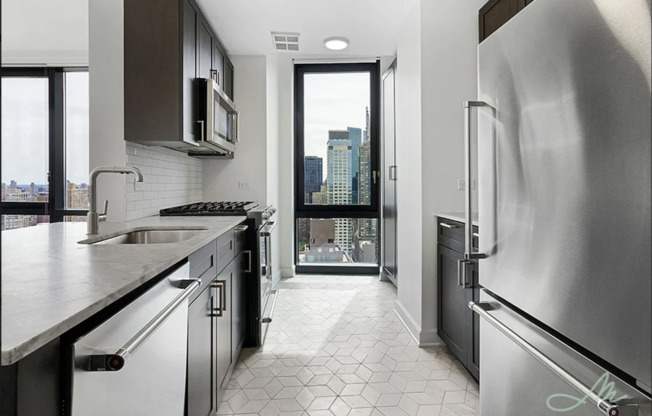 2 beds, 2 baths, $10,250, Unit 4510