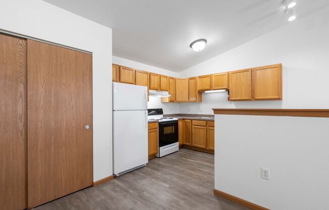 Stonefield Apartments