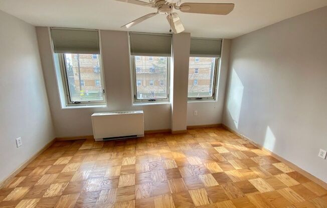 1 bed, 1 bath, $2,030