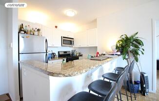 225 8 AVE