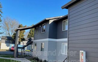 3881 NE 152 AVE