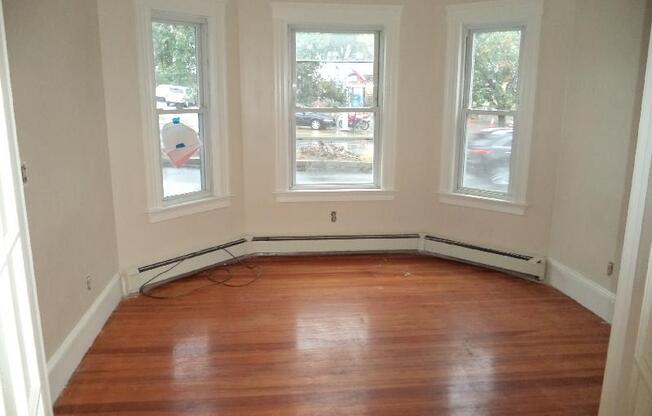 81 CONCORD AVE