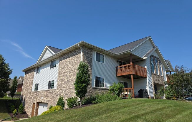 652 Westfield Way