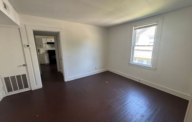 317 W BLVD