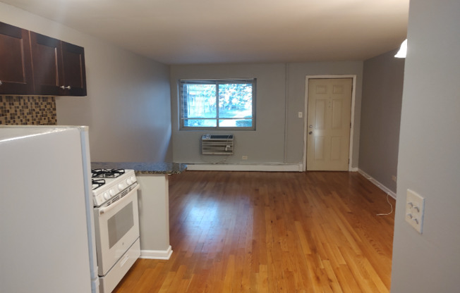 8500 WAUKEGAN ROAD