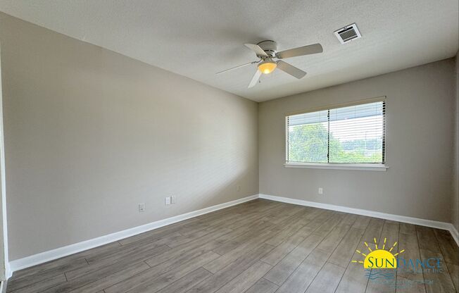 2 beds, 1 bath, $1,600