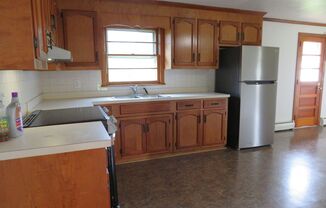 3 beds, 2 baths, $2,250