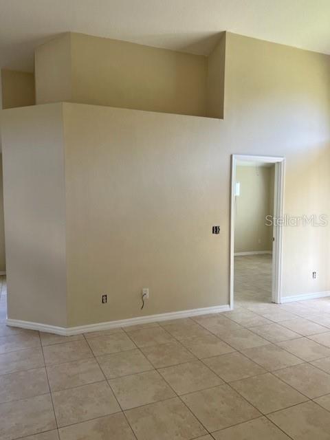 2621 MONACO CV CIR