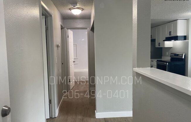 2 beds, 1 bath, 700 sqft, $1,365, Unit Unit 31
