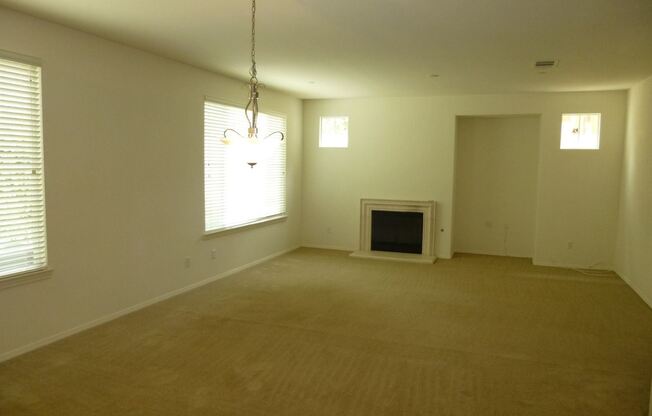 1579 Oro Blanco Ave