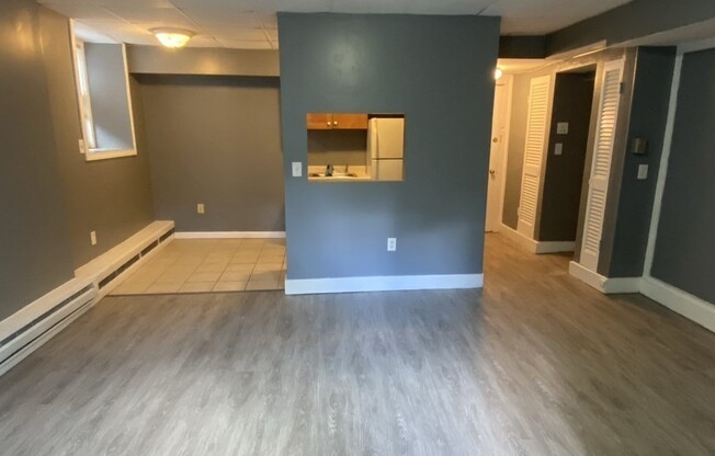 1064 Beacon St Apt B