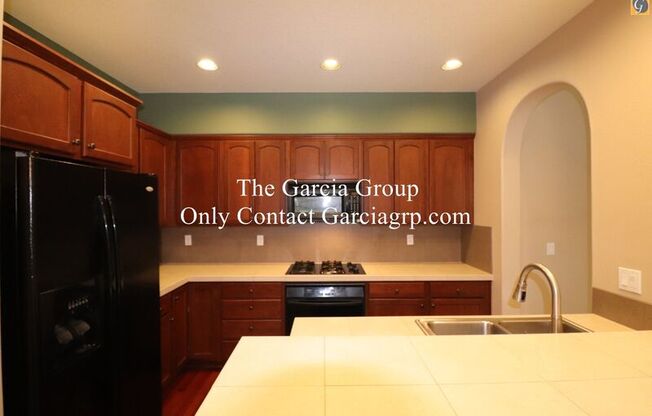 7736 SW CYPRESS LN