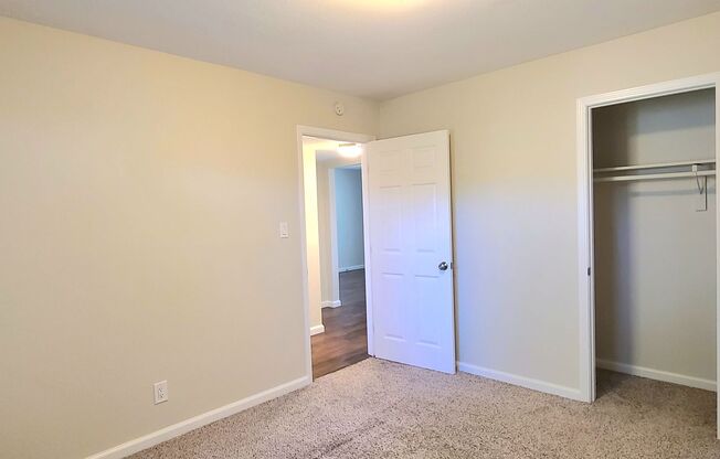 2 beds, 1 bath, $2,195