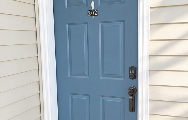Welcome Home! Beautiful, Like-New 2-Bedroom Condo in a Convenient Location