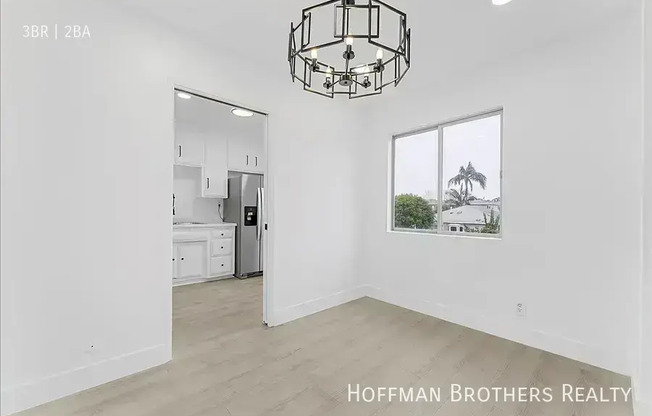 1952 S. Holt Avenue Unit #5