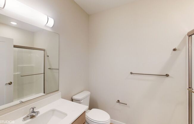 1 bed, 1 bath, 658 sqft, $1,399, Unit 1-204 - 1915 Mattis Apt 204