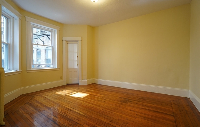 1 bed, 1 bath, 1 sqft, $1,875, Unit 12