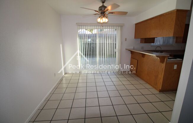 A MUST SEE Greenhaven 2bd/1ba Duplex with Garage - Great Location