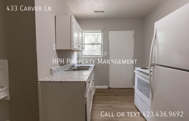 433 CARVER LN