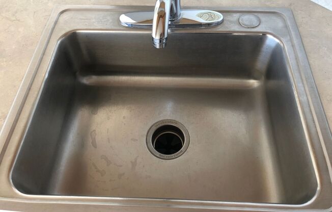 1 bed, 1 bath, $1,995