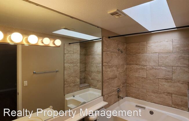 2983 Juniper Hills Blvd #203