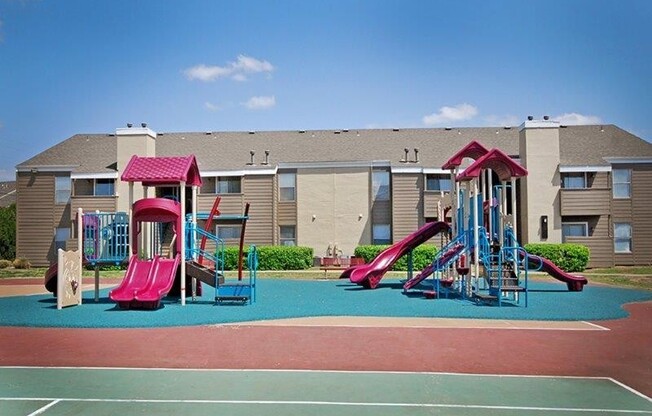 2 beds, 1 bath, 950 sqft, $1,389, Unit 0305
