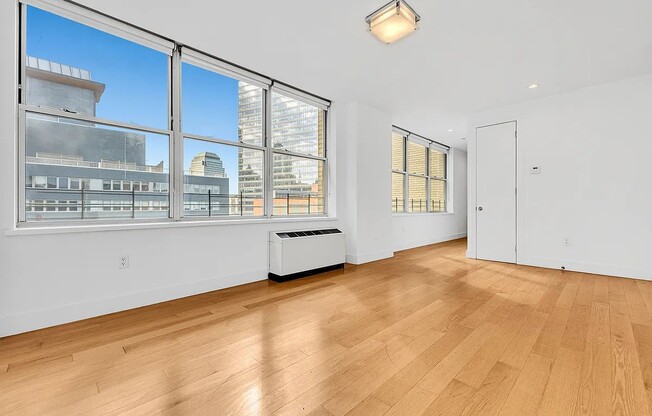 4 beds, 2 baths, $11,995, Unit 2101