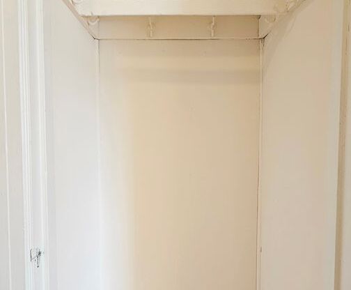 2 beds, 1 bath, 1,050 sqft, $1,850, Unit 806