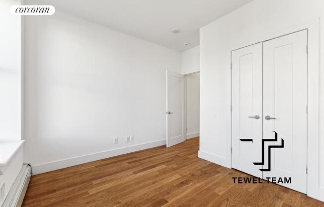 2 beds, 1 bath, $2,899, Unit 5E