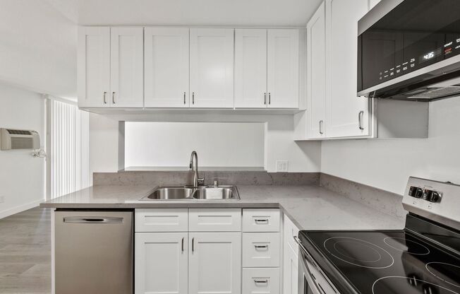 Fernwood Apartment Homes