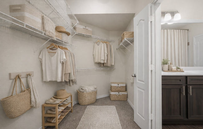 3 beds, 2 baths, 1,431 sqft, $1,995, Unit 1236