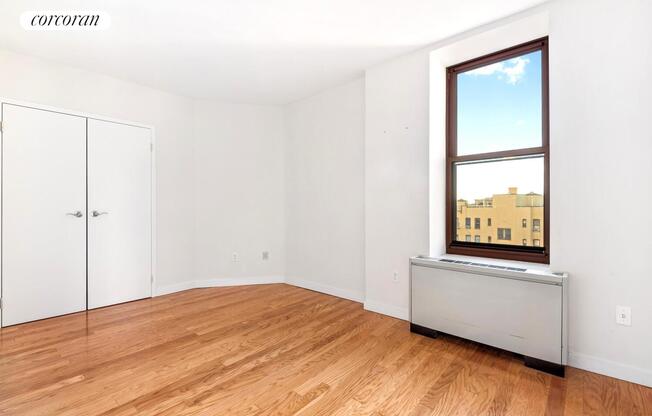 1 bed, 1 bath, 660 sqft, $3,400, Unit 8E