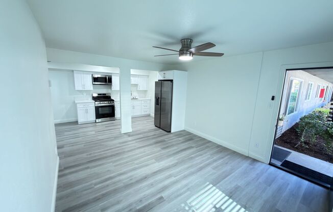 2 beds, 1 bath, 850 sqft, $2,425, Unit 9125-1