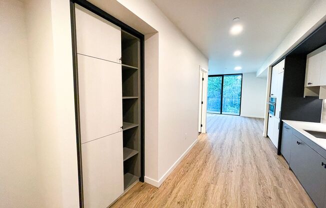 Studio, 1 bath, 600 sqft, $3,095, Unit 305 ADA