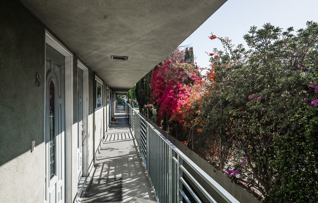 3853 Prospect Avenue - 6