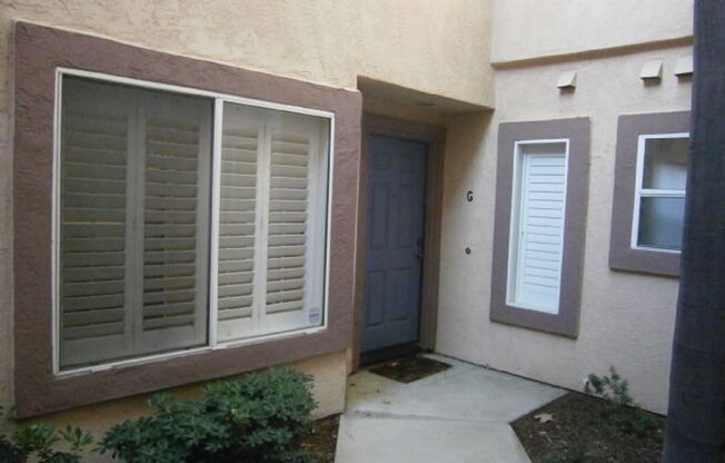 2Bed 2.5 Bathroom Two Story Townhome at the Tristan complex in Rancho San Diego