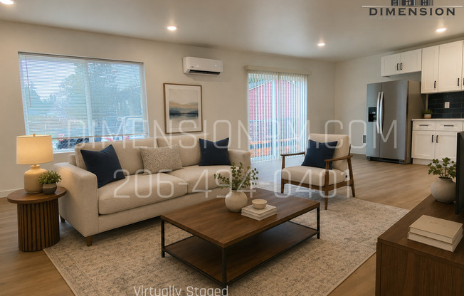 Newer 4 Bedroom Duplex