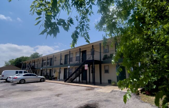 2627 Jones Rd