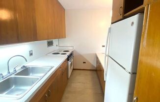 1 Bedroom / 1 Bath at the Queen Emma Gardens