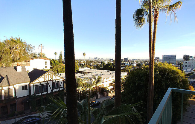 2 beds, 2 baths, 910 sqft, $2,850, Unit 203