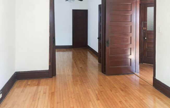 2 beds, 1 bath, 1,125 sqft, $2,995, Unit 3639-2